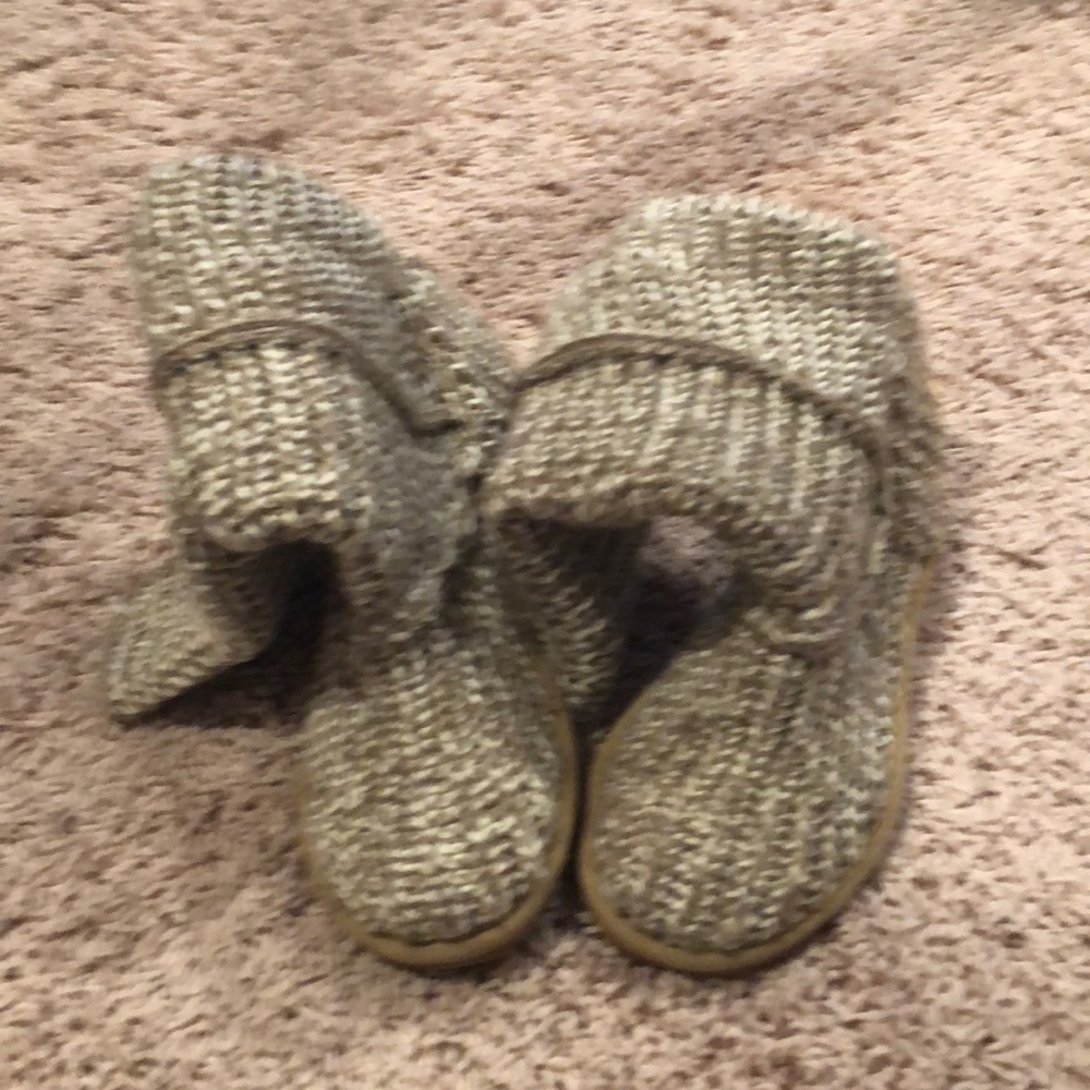 Knitting style boots